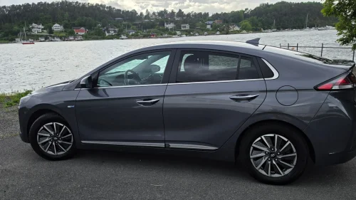 HYUNDAI IONIQ