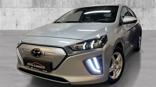 HYUNDAI IONIQ ACC/ KAMERA/ NAVI/ CARPLAY/ LED/ VARMEPUMPE/ INFINITY++
