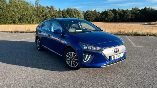 HYUNDAI IONIQ Premium m/skinn - Ny motor - Ny service - Lav km-stand