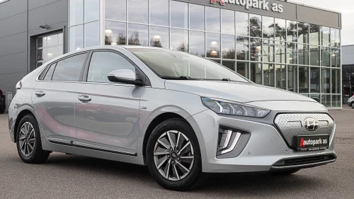 HYUNDAI IONIQ EV/NORSK/DAB+/SKINN/RATTVARME/ADAPTIV/P.VARMER/KEYLESS