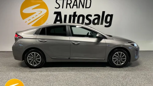 HYUNDAI IONIQ 311km WLTP Norsk S+V Hjul Ryggekamera LED Navi Dab+
