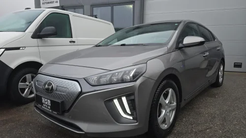 HYUNDAI IONIQ 311km Premium / Infinity / Skinn / ACC / Navi / Kamera
