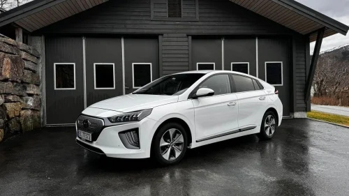 HYUNDAI IONIQ Premium