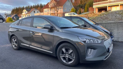 HYUNDAI IONIQ Premium