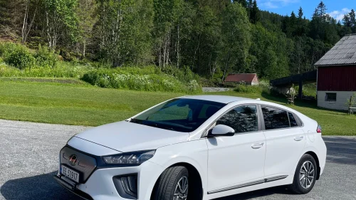 HYUNDAI IONIQ Premium