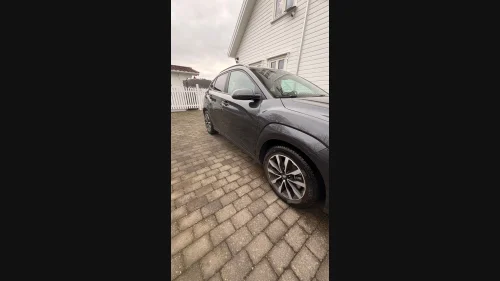 HYUNDAI Kona Premium, LR, Skinn, Soltak, 60000 service.