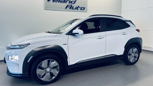 HYUNDAI Kona 39 KWH 289 KM WLTP /CRUISE/NAVI/DAB/BLUELINK/KRELL
