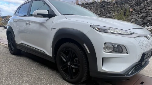 HYUNDAI Kona Trend SR. 1 EIER, 76000 KM, SERVICE, VELUTSTYRT