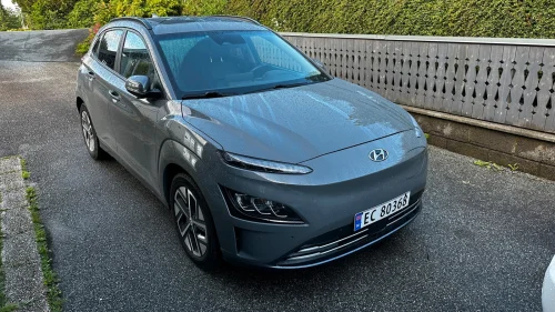HYUNDAI Kona Premium LR