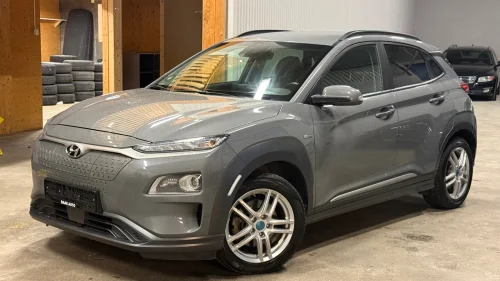 HYUNDAI Kona ACC // Rattvarme // Bluetooth // Navi++