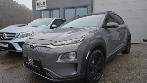 HYUNDAI Kona 305km LaneAssist / ACC / Krell / Navi / Rattvarme