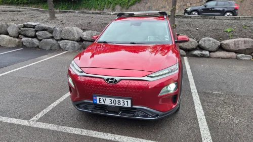 HYUNDAI Kona Premium Long Range. Ikke bruktimport. Takluke