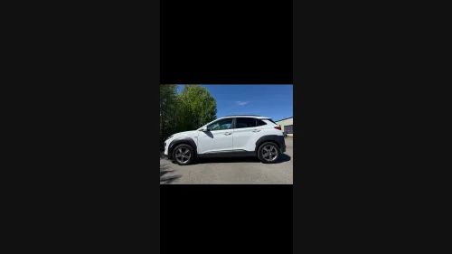 HYUNDAI Kona 64KW/ 450km/ EU 01/2026