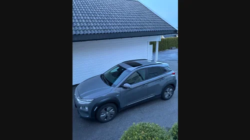 HYUNDAI Kona Premium