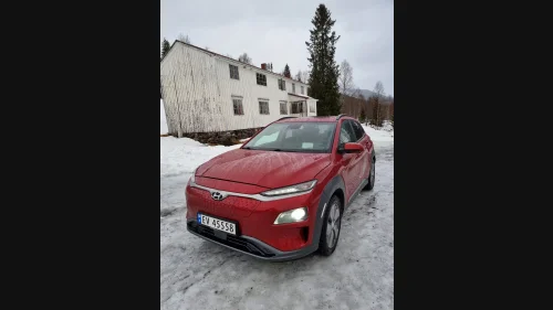 HYUNDAI Kona Premium