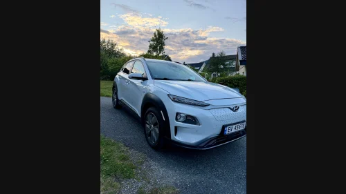 HYUNDAI Kona Premium