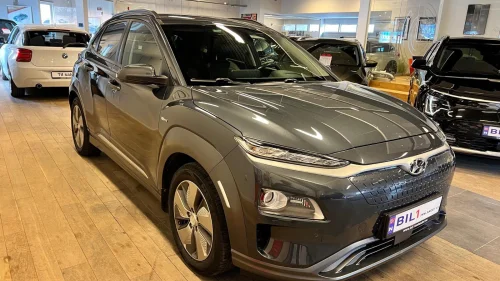 HYUNDAI Kona 64KWT TEKNIKK 204 HK/NAVI/SKINN/RYGGEKAM/12 MND GARANTI