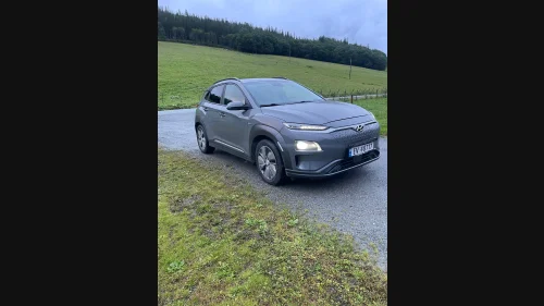 HYUNDAI Kona Premium