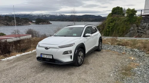 HYUNDAI Kona 64kWh/NORSK/PREMIUM/SKINN/HEAD-UP