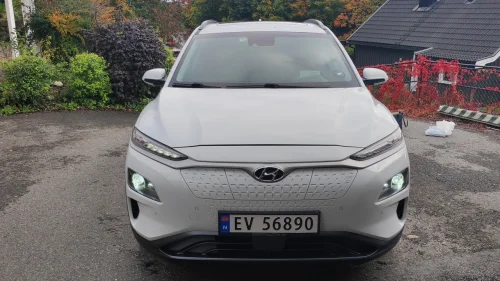 HYUNDAI Kona Premium