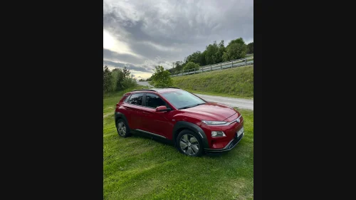 HYUNDAI Kona Premium