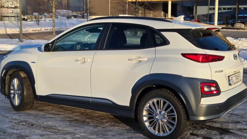 HYUNDAI Kona Premium