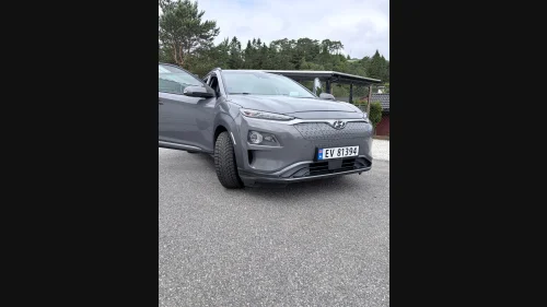 HYUNDAI Kona Premium