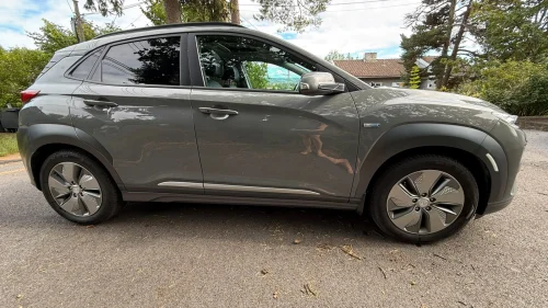 HYUNDAI Kona Premium Long Drive