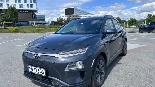 HYUNDAI Kona Premium