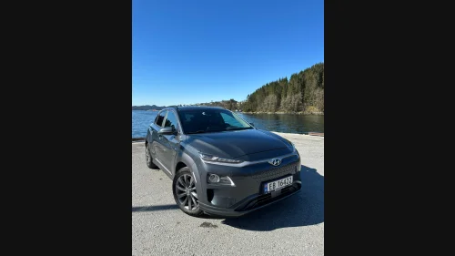 HYUNDAI Kona Premium