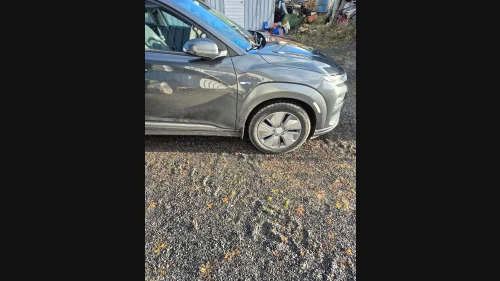 HYUNDAI Kona Premium