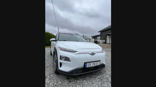 HYUNDAI Kona Premium