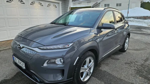 HYUNDAI Kona Premium