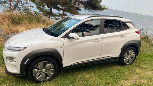HYUNDAI Kona SE!Prem.500km.Skinn.HUD.ACC.Norsk.Full serv.Nye dekk
