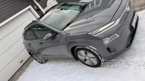 HYUNDAI Kona Premium
