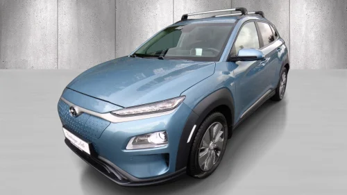 HYUNDAI Kona PREMIUM 64kWh 484 WLTP ACC NAVI CAM HUD RATTVARME DAB+