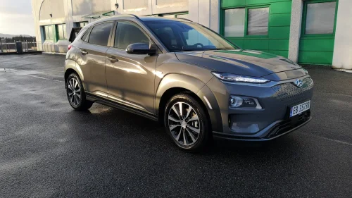 HYUNDAI Kona Premium