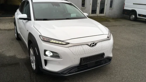 HYUNDAI Kona Premium
