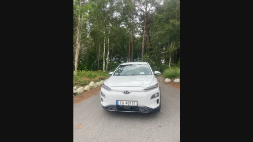 HYUNDAI Kona Premium