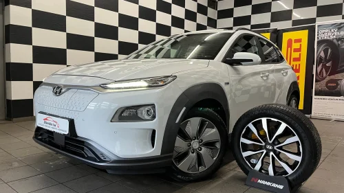 HYUNDAI Kona 64KW*449KM*///PREMIUM///*LAV KM*ALT+**NY EU+SERVICE