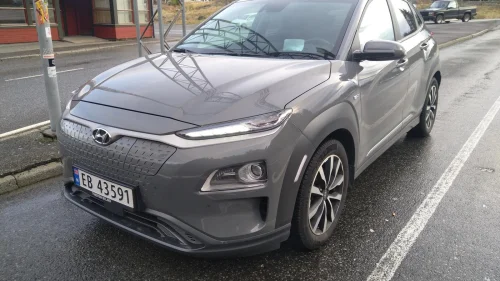 HYUNDAI Kona Premium-Long Range