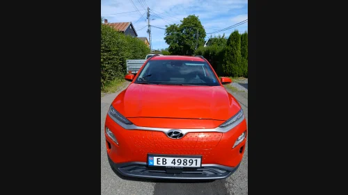HYUNDAI Kona Premium