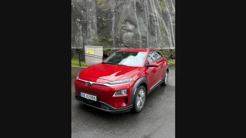 HYUNDAI Kona Premium