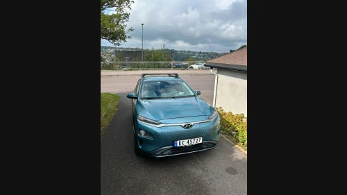 HYUNDAI Kona Premium
