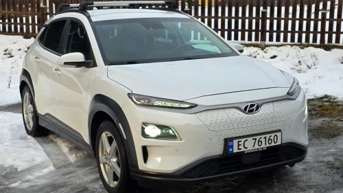 HYUNDAI Kona Long Range | Premium | Hengerfeste | Takstativ