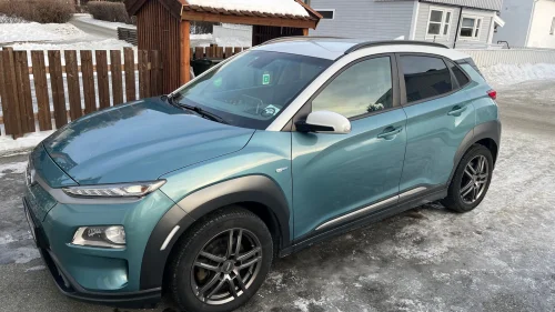 HYUNDAI Kona Premium