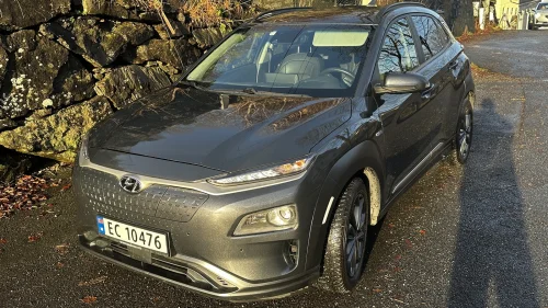 HYUNDAI Kona Premium 64kW Long Range