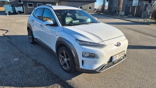 HYUNDAI Kona 64 KWT RYGGEKAMERA NAVIGASJON RATTVARME CARPLAY DAB+