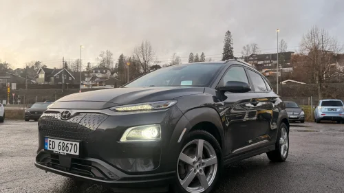HYUNDAI Kona 64KWH/PREMIUM/HUD/KRELL/SKINN/2 HJULSETT