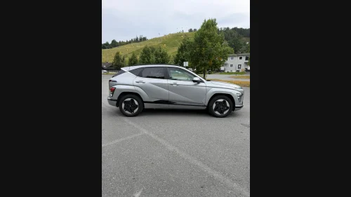 HYUNDAI KONA Premium LR